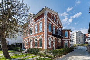 Exterior - Luxury apartment with balcony, free SPA use and gym (Sylt)