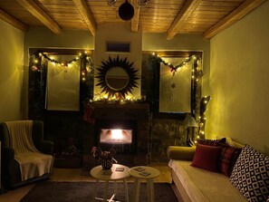 Living area - Kaimaktsalan Maisonette (Edessa)