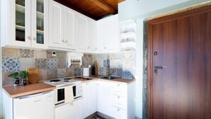 Electric kettle, toaster - Kaimaktsalan Maisonette (Edessa)