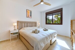 3 habitaciones, tabla de planchar con plancha y wifi gratis 