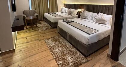 Shri Bhagwan Gopi Dham Dharmsala