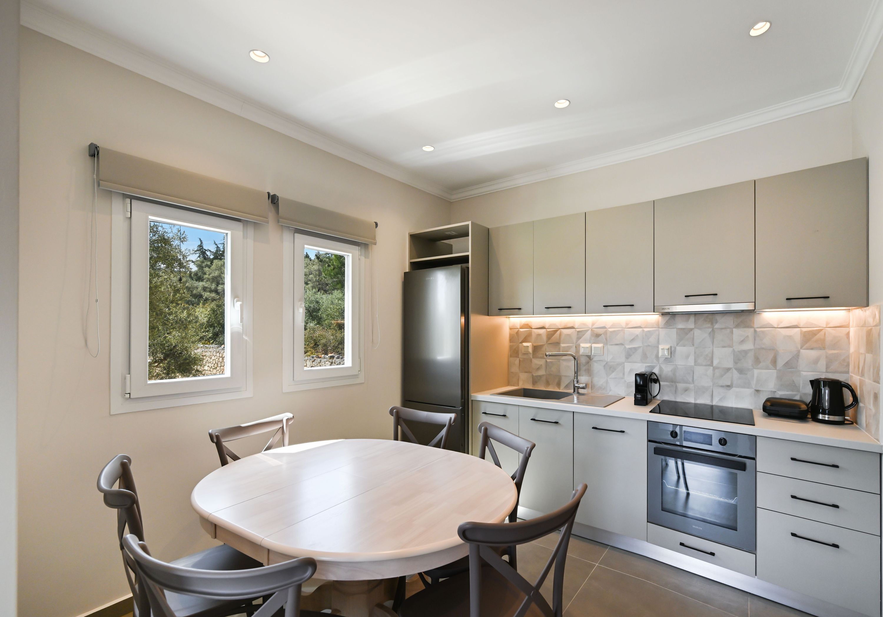 別墅, 吸煙房 | 8 間臥室