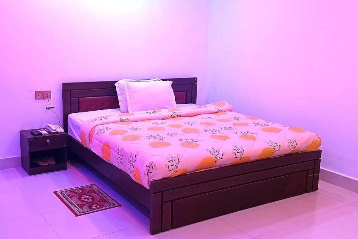 Phòng Deluxe | Két bảo mật tại phòng, phòng cách âm, bàn ủi/dụng cụ ủi quần áo