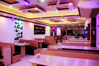 Hotel Blue Castle International One