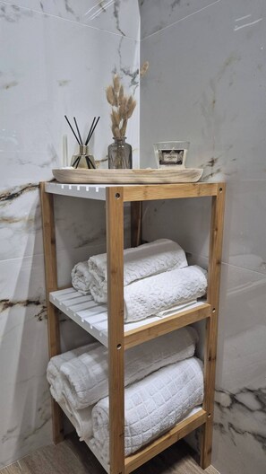 Maison, 2 chambres, accessible aux personnes à mobilité réduite, balcon | Intérieur