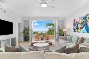 Living area - Greens All (Montego Bay)
