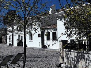 Exterior - Vacation home Casa de Musica: tranquility in the heart of nature in Andalusia (11 p) (Velez Rubio)