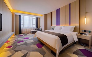 Habitación individual Confort, vistas a la ciudad | Cortinas opacas y wifi gratis