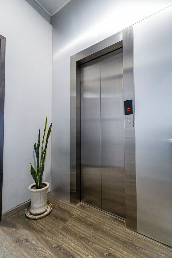 Awenasa By Livinginn - Ho Chi Minh City