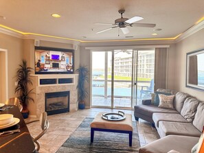 Smart TV, fireplace, DVD player