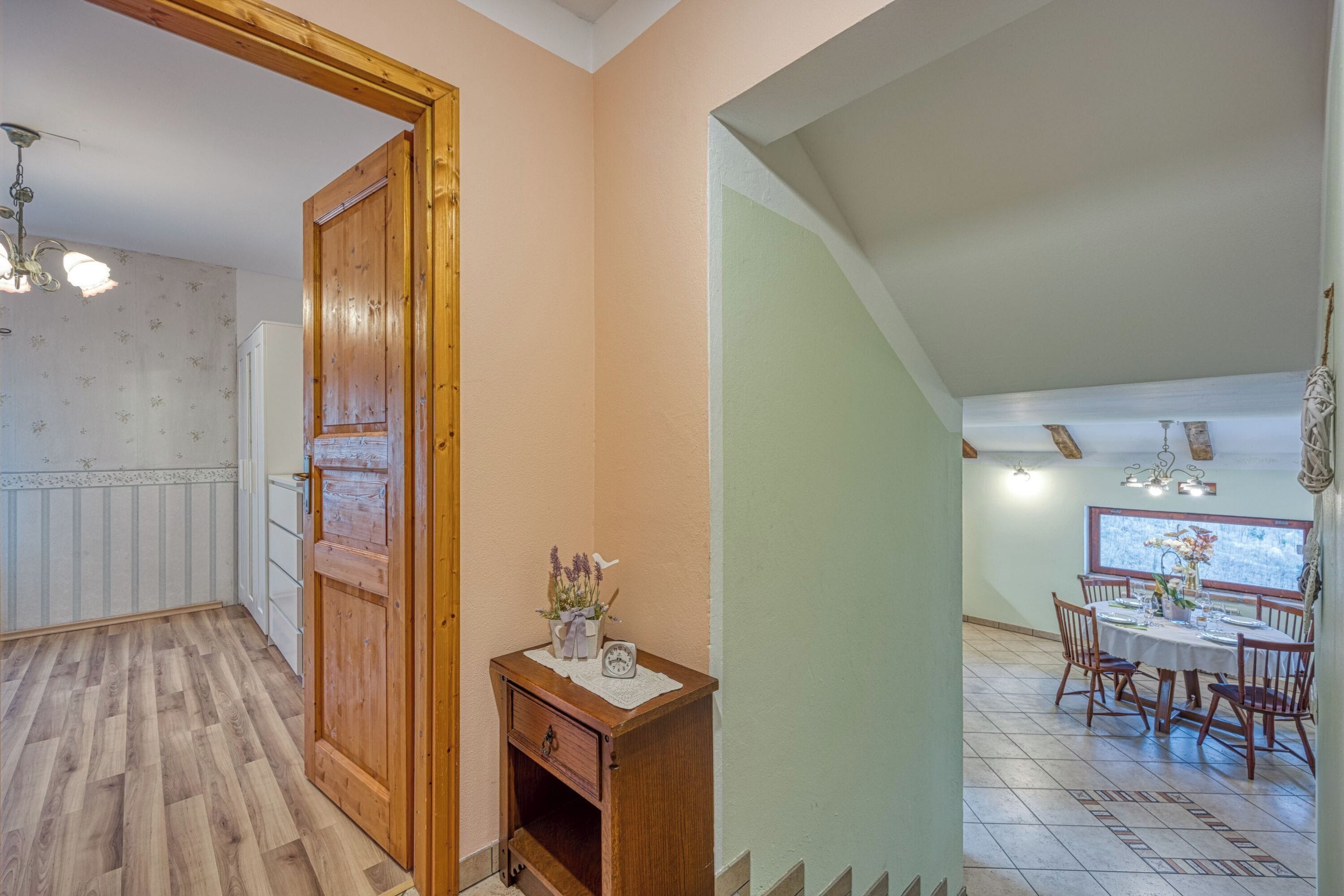 Familjelägenhet - flera sovrum - intill bergen (Apartment Marta Slovenia Nature) | Interiör