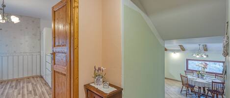 FamiljelÀgenhet - flera sovrum - intill bergen (Apartment Marta Slovenia Nature) | Interiör