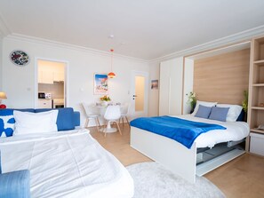 1 bedroom, travel crib, free WiFi