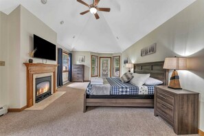 10 chambres, fer et planche à repasser, lit parapluie, Wi-Fi gratuit