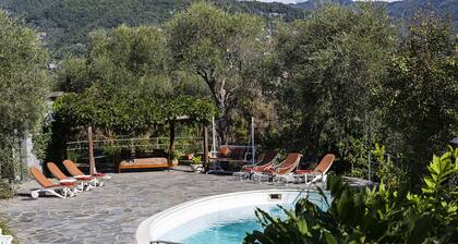 Villa San Massimo with pool by Wonderful Italy