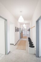 Apartment, 6 Bedrooms (262793)