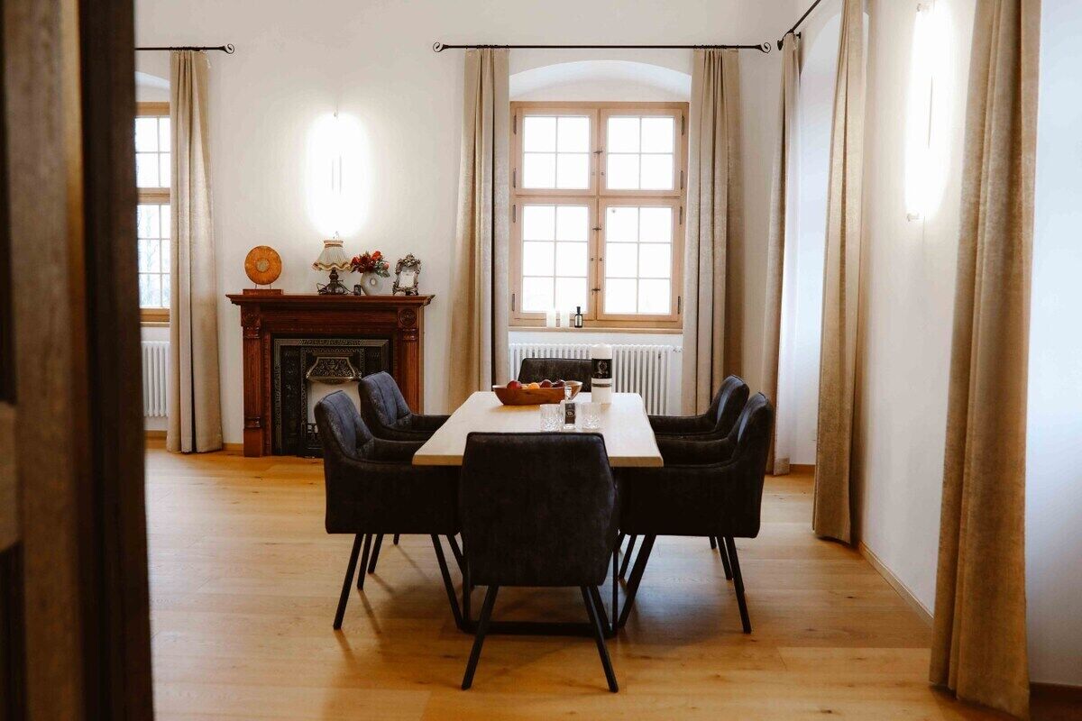 Premium Apartment, 1 Bedroom (295916) | In-room dining