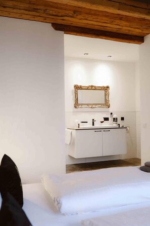 Premium Apartment, 1 Bedroom (295916) | 1 bedroom, free WiFi - Luxurious Suite Versailles I (Aurolzmünster)