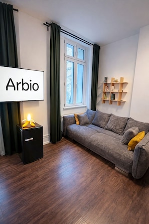 Superior Apartment | 1 bedroom, individually furnished, desk, laptop workspace - Arbio I Apartmently (Berlin)