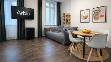 Departamento superior | 1 habitación, muebles diferentes y escritorio