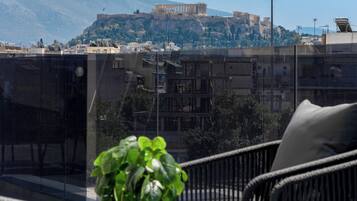 Apartamento panorâmico, vista para a cidade | Vista do quarto