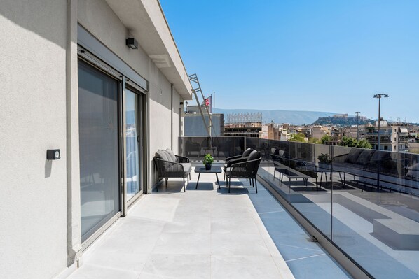 Panoramic Apartment, City View | Terrace/patio
