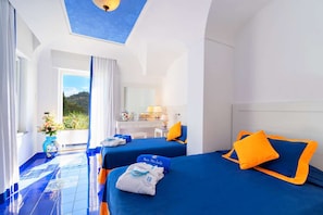 Superior Room | 1 bedroom, minibar, in-room safe, free WiFi