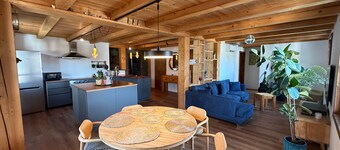 House in village center and swimming pool