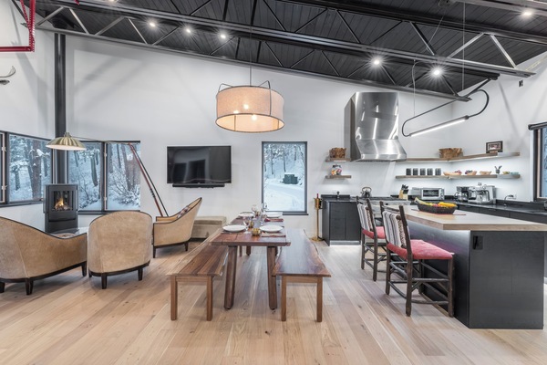 Newly Built Custom Modern Townhouse- Open Floor Plan! | Upper Level