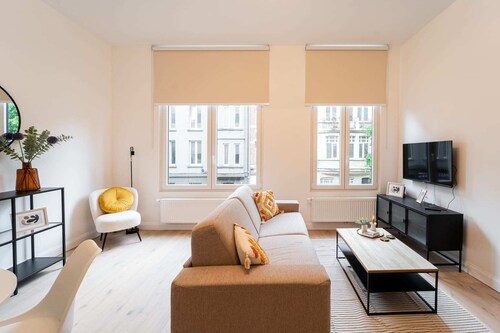 Stylish Antwerp Stay for 4 Guests