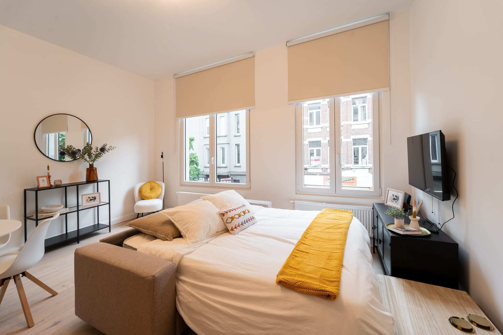 1 bedroom, internet, bed sheets