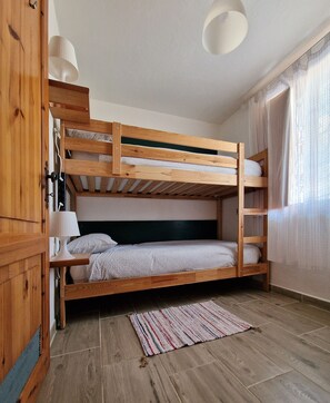 2 bedrooms, desk, iron/ironing board, travel cot