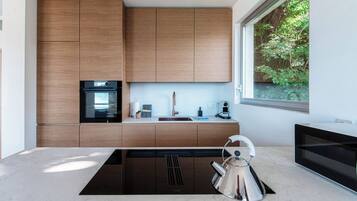 Cafetera de espresso, cafetera y tetera, tetera eléctrica y tostadora