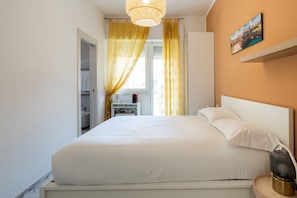 1 bedroom, free WiFi, bed sheets