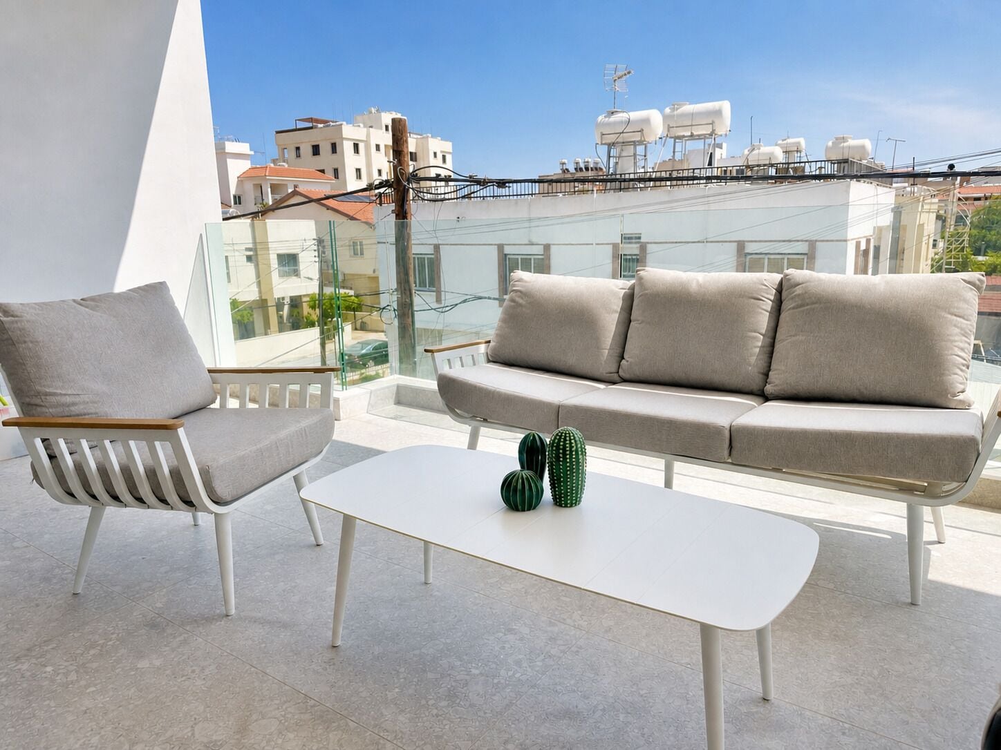 Solara 201 | Balcony