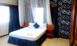 Standard Single Room, Garden View | Free WiFi, bed sheets - Kafka Gardens Kisumu (Kisumu)