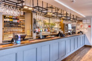 Bar (en la propiedad)