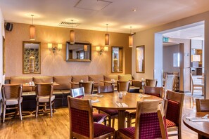 International cuisine - Premier Inn London Gatwick Airport (Gatwick)