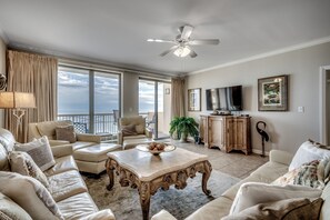 Smart TV, music library