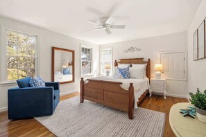 4 Schlafzimmer, Bügeleisen/Bügelbrett, WLAN, Bettwäsche