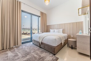 5 bedrooms, in-room safe, iron/ironing board, free WiFi