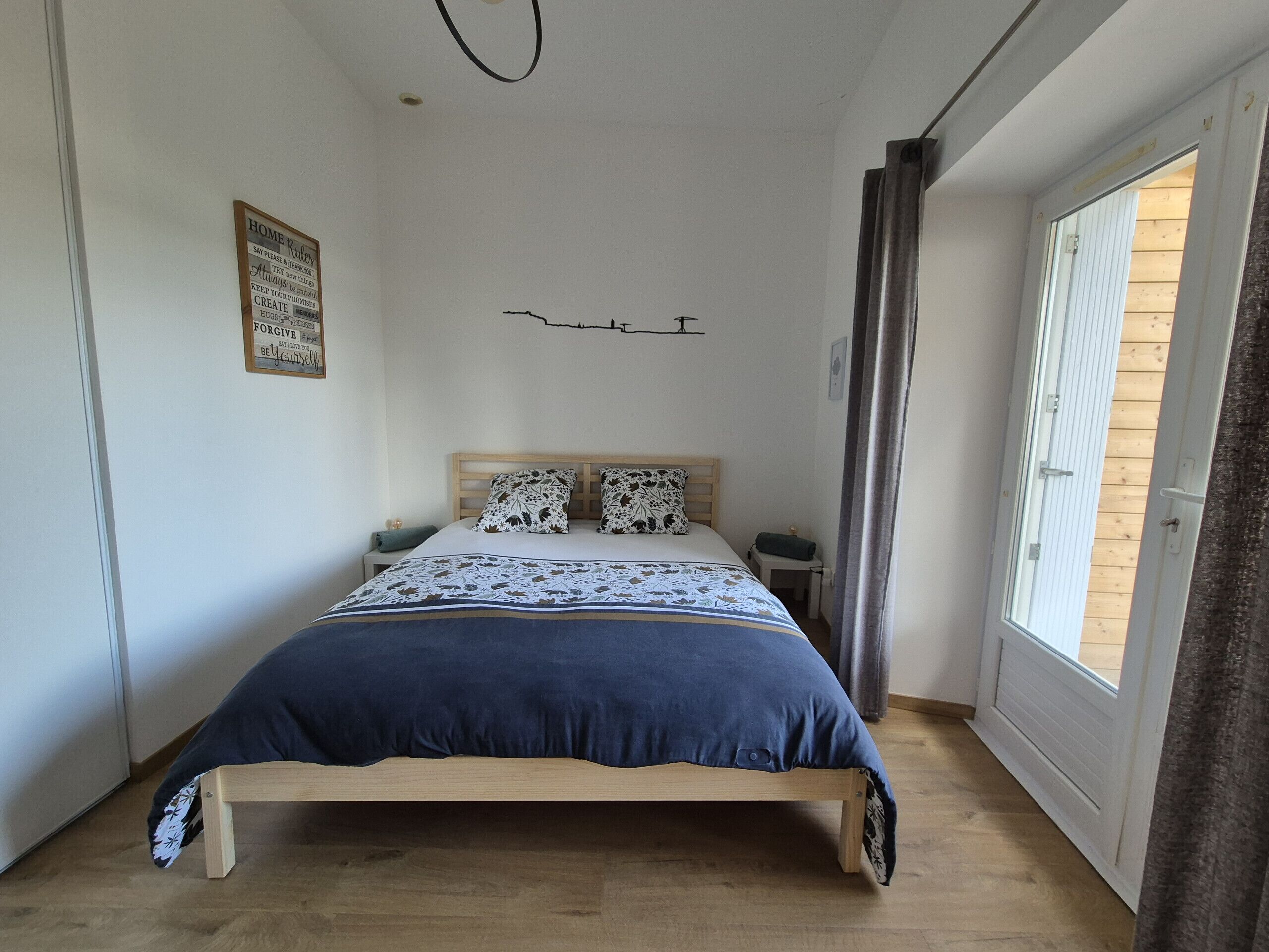1 chambre, Wi-Fi gratuit, draps fournis