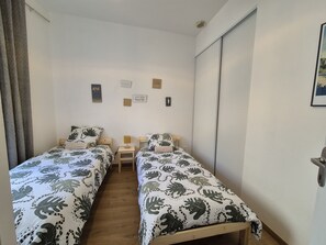 1 bedroom, free WiFi, bed sheets