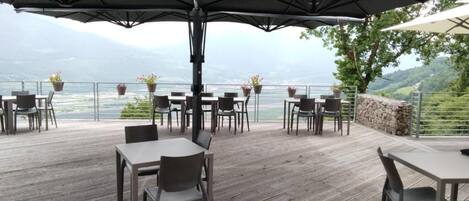 Servei de restauració a l'aire lliure