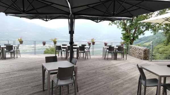 Servei de restauració a l'aire lliure