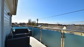 Family House, Garden View | Balcony