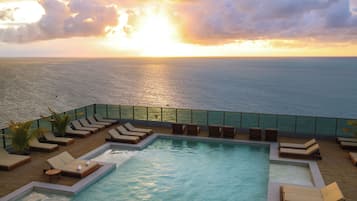 Indoor pool, outdoor pool