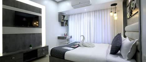 2 Schlafzimmer, Schreibtisch, Bügeleisen/Bügelbrett, WLAN