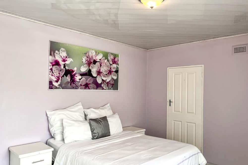 3 bed Cozy Homestay for Groups in Lundi Park - 2292 — other in 39 Lundi Road, Gweru, 0000, Zimbabwe