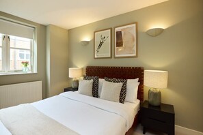 Apartment (3 Bedrooms) - Chiswick Views & Space Elegant 3bdr Duplex With Parking (London)